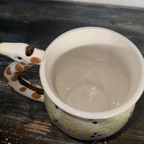 Giraffe-Themed 18 Oz Ceramic Mug By Boston Warehouse - Picture 2 of 8